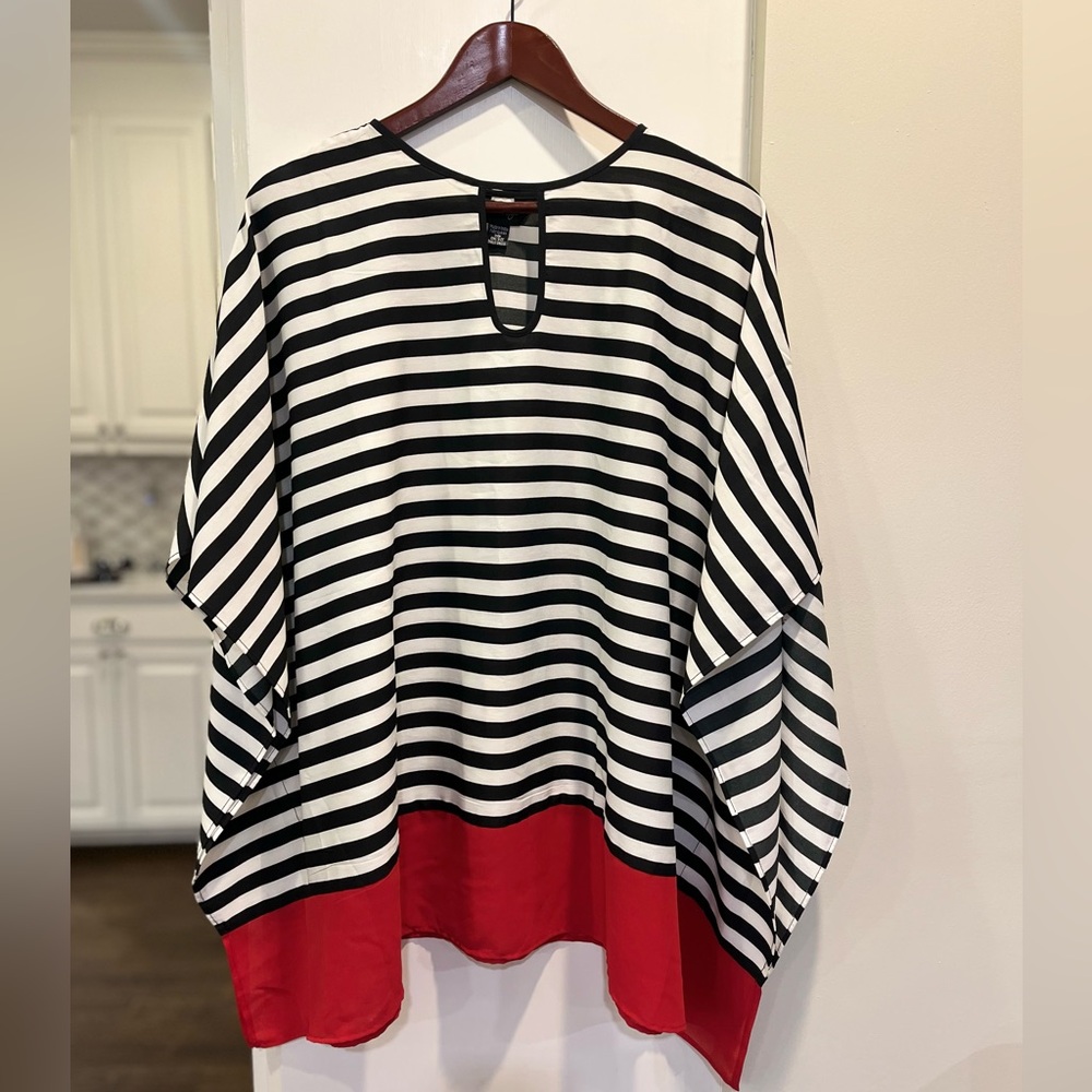 NWOT Charlie Paige Striped Women's Top